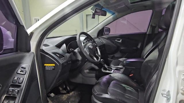 TUCSON 2014 EU755929