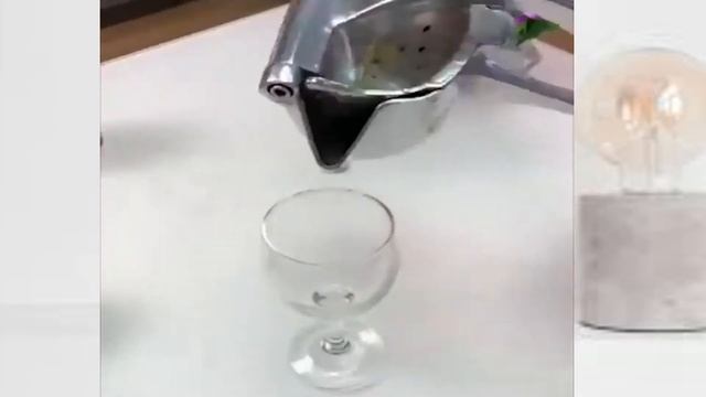 Бутылка миксер. Cute Electric Portable Blender USB Smoothie Machine смотреть онлайн