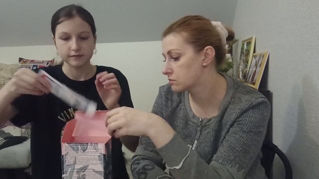 Беларусь | Распаковка подарков к 8 Марта смотреть онлайн