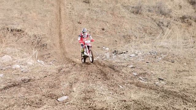 электро эндуро мотоцикл тестируем в горку и gas gas 300 смотреть онлайн