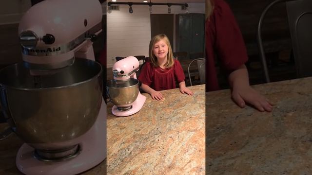 Audra's First Cupcake Bakery 3 смотреть онлайн