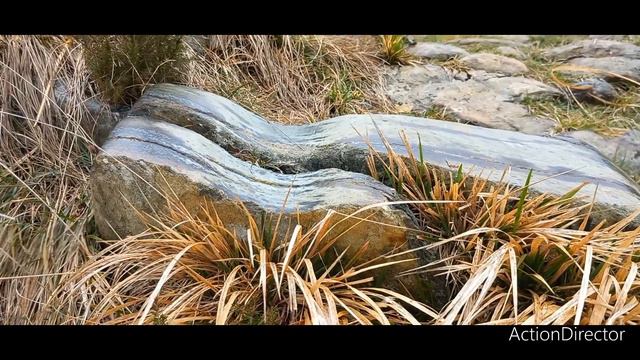 La terra di sotto RST la strada di pietra. смотреть онлайн