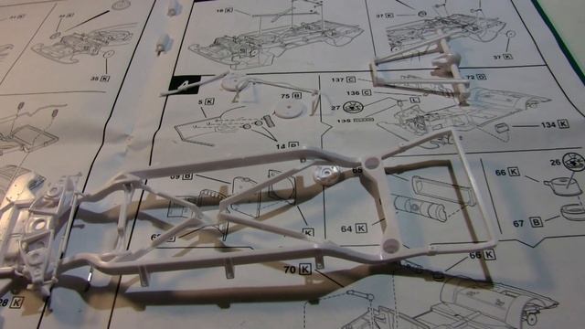 Plastic Model Kit Review & Build 1950 Oldsmobile by Revell смотреть онлайн