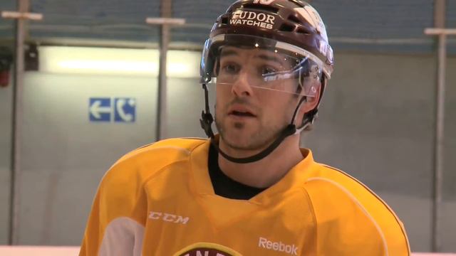 La pénalité décalée: Matthew Lombardi смотреть онлайн