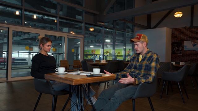 ЖЗЛ/ Григорий Иванец - жизнь после "Околофутбола": от прорайдера до режиссера смотреть онлайн