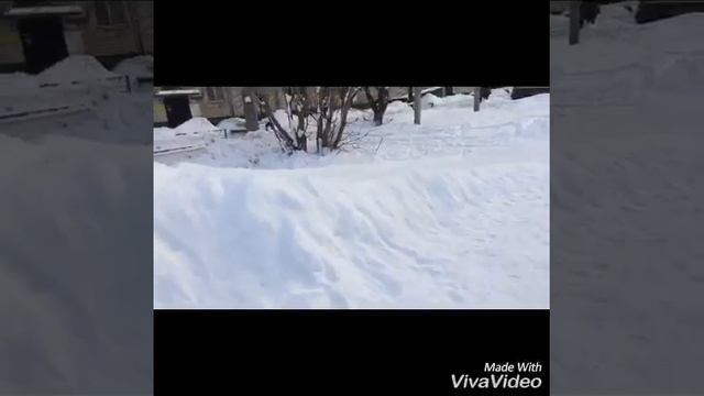 Катаемся на снегоходе смотреть онлайн