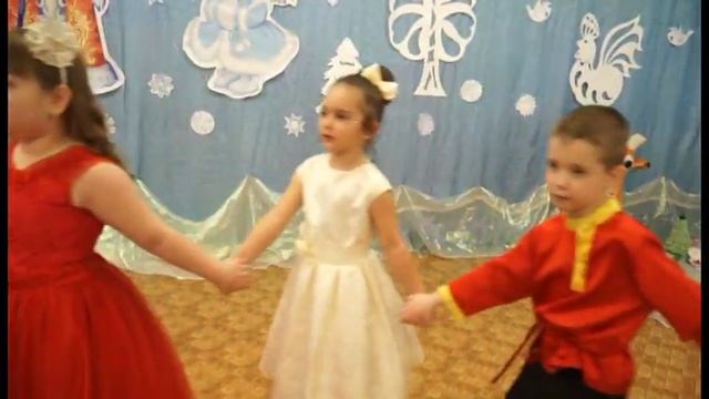 Кнопка и Бусинка в Золушке НОВЫЙ ГОД 1 смотреть онлайн