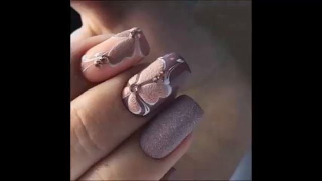 Шикарные цветы на светлом гель- лаке смотреть онлайн