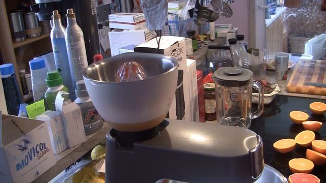 Kenwood Chef Zitruspresse AT312 смотреть онлайн