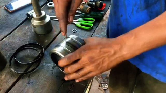 The Truth About Fixing Rear Hydraulic Issues on John Deere Tractor смотреть онлайн