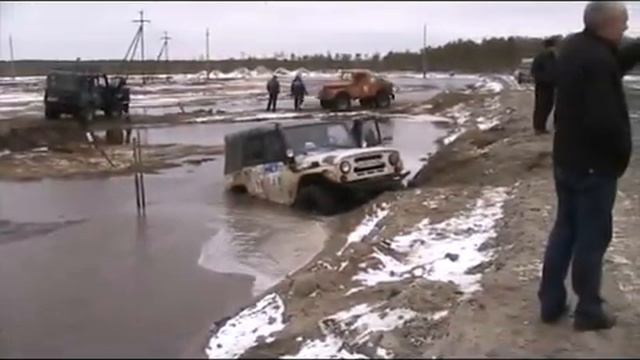 Внедорожный первомай. Колесо разули. смотреть онлайн