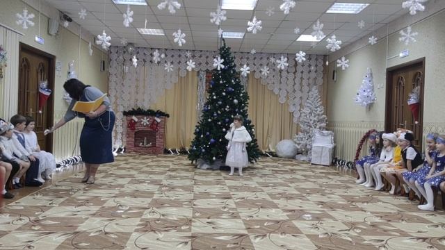 Новогодний праздник старшая группа "В поисках снеженики" смотреть онлайн