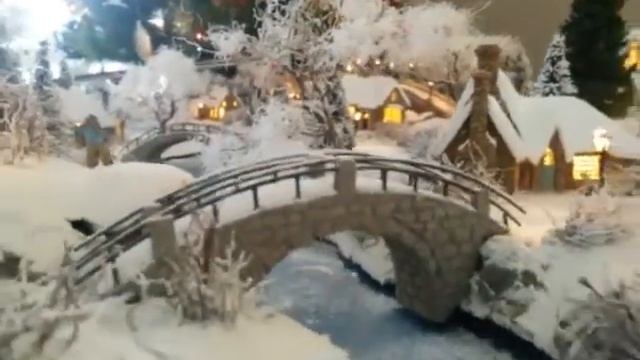 Все сделано своими руками, домики,фанарики,снег... смотреть онлайн