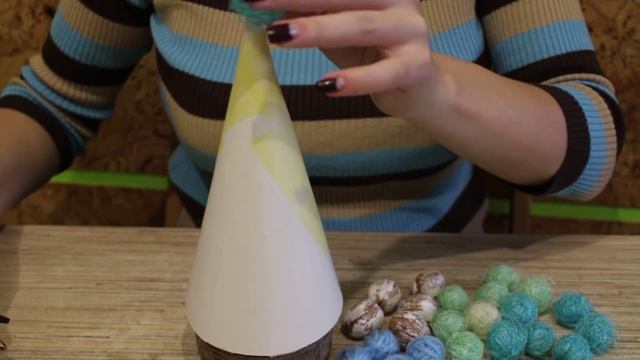 Новогодняя елочка из сизаля смотреть онлайн