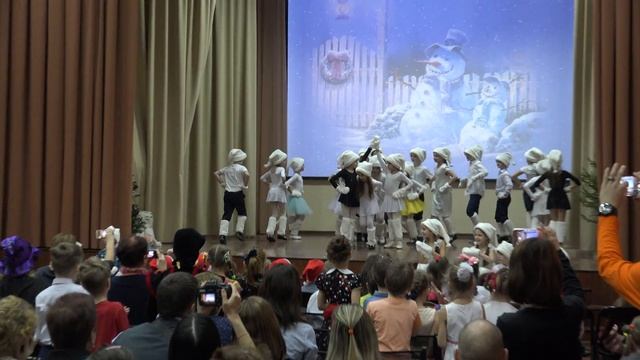 Танец снеговиков смотреть онлайн