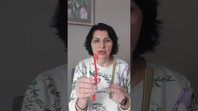 Дорогие и дешевые зубные щетки. Какие лучше? смотреть онлайн