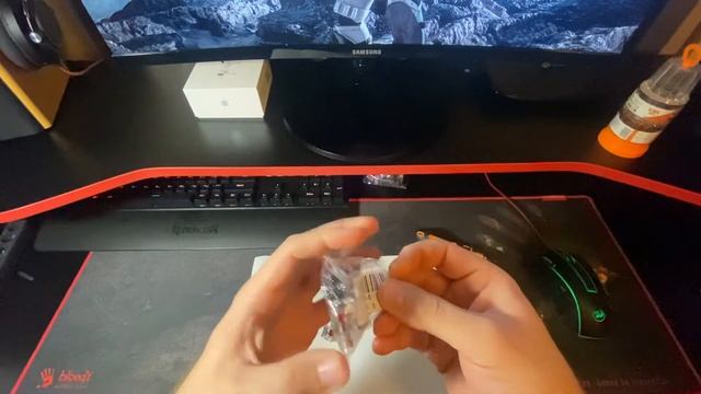 Смазка и замена оптических свитчей клавиатуры смотреть онлайн