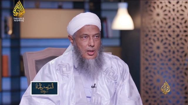 Почёт шариатских знаний и тех, кто обучился и обучается им | Шейх Мухаммад аль-Хасан ад-Дадав смотреть онлайн