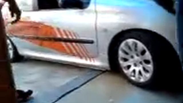 Race Car 16/12/2007 - Peugeot 206 baixo encalhando смотреть онлайн