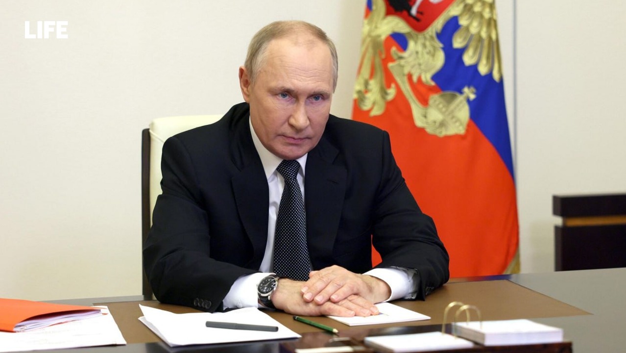 В Кремле проходит встреча Путина, Алиева и Пашиняна