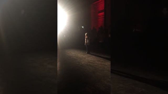 Кассия - модель. Моя сестра ходит по подиуму в 5 лет!!! смотреть онлайн