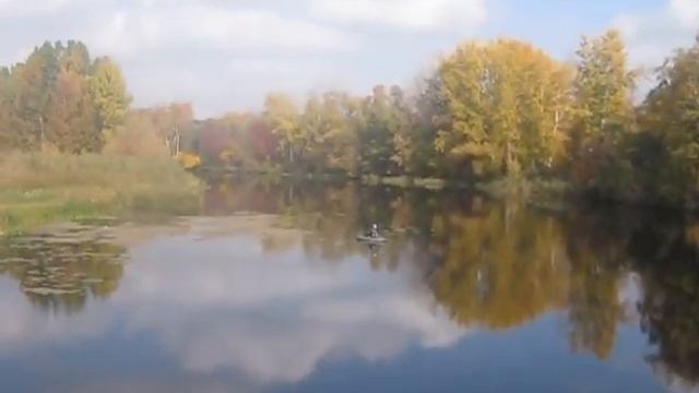 Ловля рыбы подсакой возле дамбы смотреть онлайн