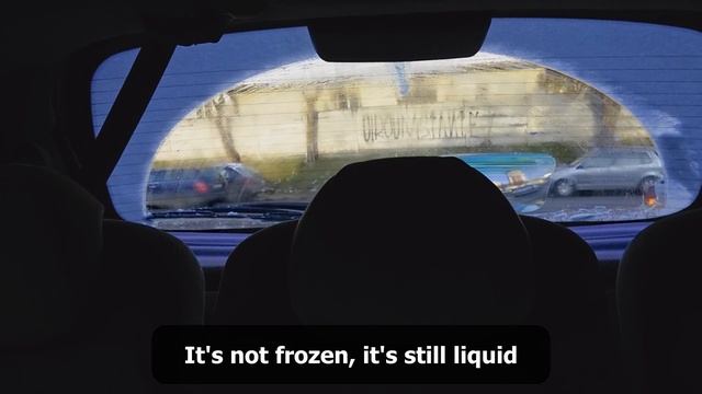 Rear window cleaning using Washing Fluid in winter time, Snow (Citroen Xsara Picasso) смотреть онлайн