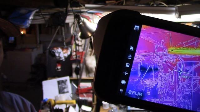 Let's Talk About Thermal (Caterpillar S61) смотреть онлайн