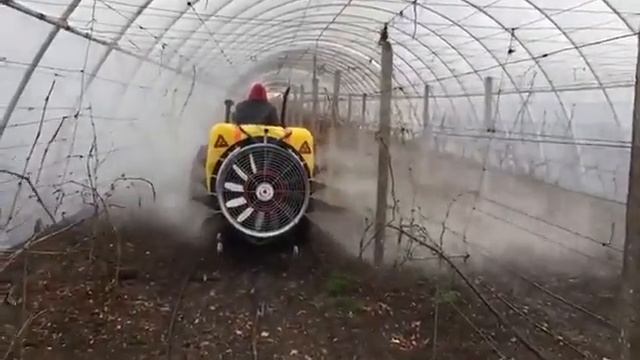 Опрыскиватель навесной садовый вентиляторный смотреть онлайн