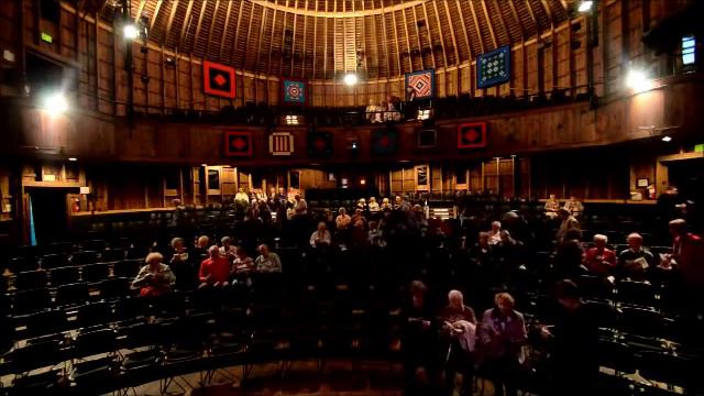 The Round Barn Theatre at Amish Acres Filling Up смотреть онлайн