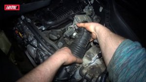 Infiniti FX 37S   замена свечей зажигания, чистка дроссельной заслонки