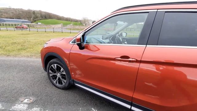 181DL1123 - 2018 Mitsubishi ECLIPSE CROSS 1.5 INTENSE AUTO 5 YEARS WARRANTY... смотреть онлайн