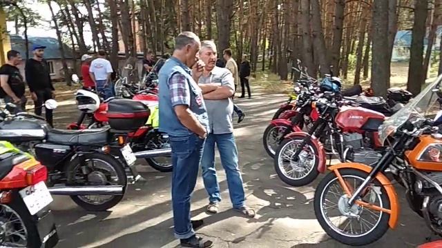 Чешские мотоциклы и владельцы из Белгородской области. Встреча сподвижников. смотреть онлайн
