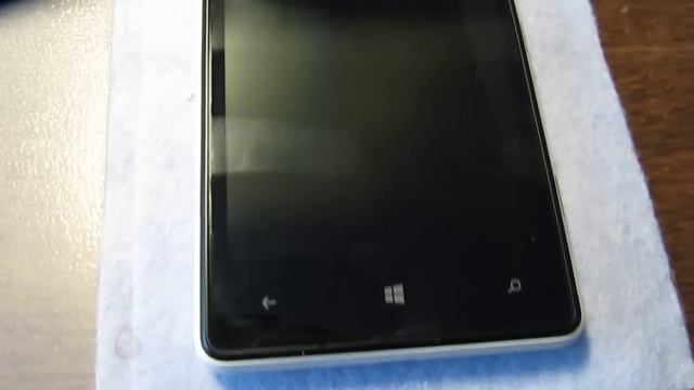 Дефект олеофобного покрытия на Nokia Lumia 820 смотреть онлайн