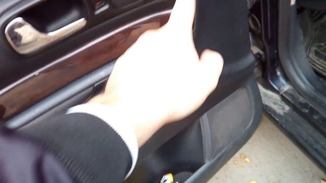 Audi А4 В5 замена водительского стекла смотреть онлайн