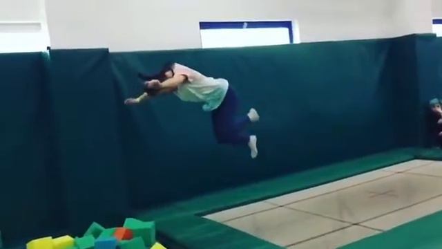 Батутный центр "Космос", спасибо! смотреть онлайн