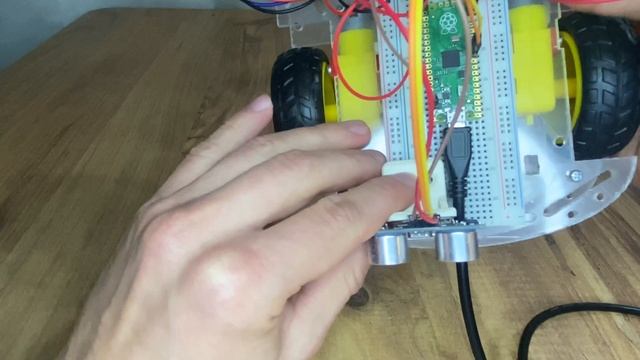 Сборка робота-авто на Raspberry Pi Pico смотреть онлайн