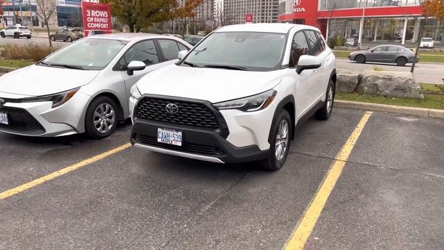 The 2022 Toyota Corolla Cross VS Corolla sedan! Interior and exterior! смотреть онлайн