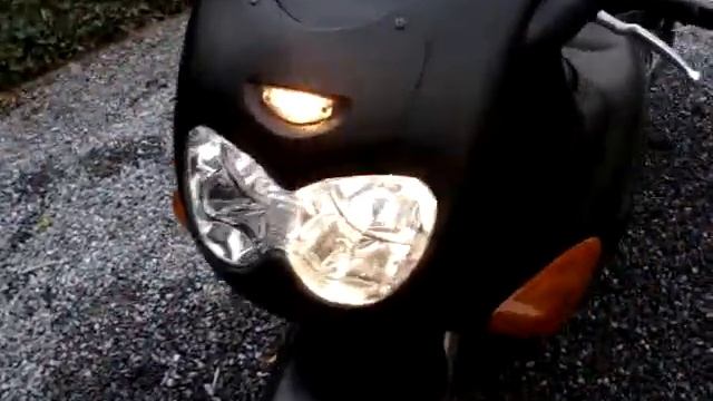 Mat zwarte suzuki gsx 600 f смотреть онлайн