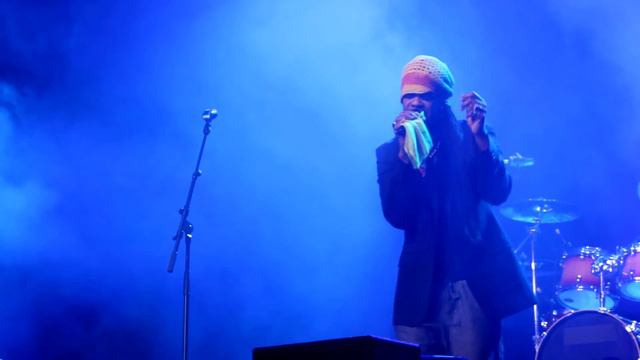 Andru Donalds - Simple Obsession (Live 2014)