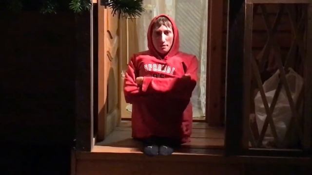 Бабушка Бэтмен танцует брейк смотреть онлайн