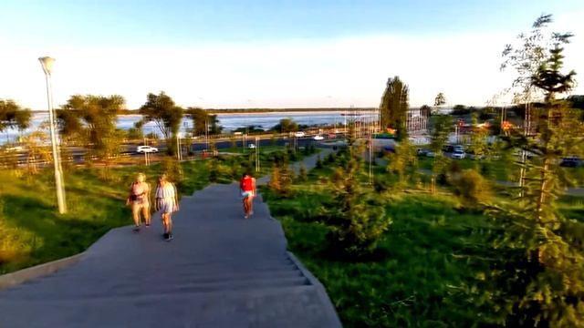 Волгоград, набережная реки Волга. Орёл и Решка! смотреть онлайн