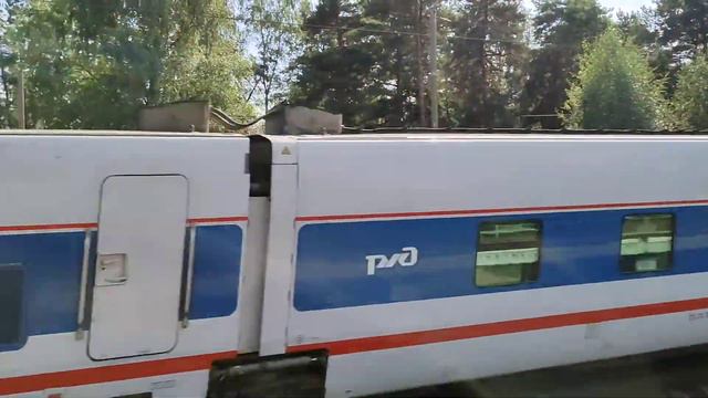 Электровоз ЭП20 - 004 со скоростным поездом Стриж смотреть онлайн