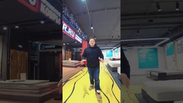 Рекламная съёмка для галереи мебели для сна «Кристалл», в главной роли неподражаемый Андрей Гайдуля