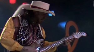 Stevie Ray Vaughan - Scuttle buttin