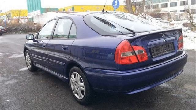 Mitsubishi Carisma 1.6 Comfort смотреть онлайн