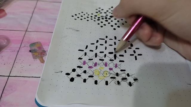 Туториал на шляпу ведьмы из бисера в технике крестик. Видео урок на схеме. ?? смотреть онлайн