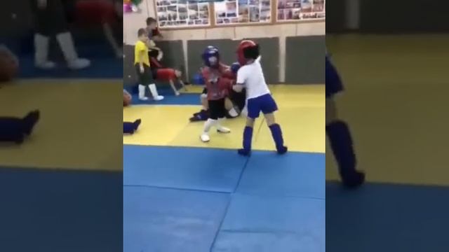 Рукопашный бой 5 лет синий шлем смотреть онлайн