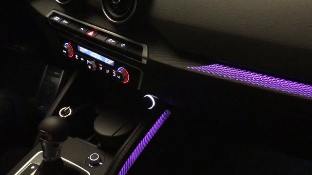 Audi Q2 interior detail / unique LED ambient light system смотреть онлайн