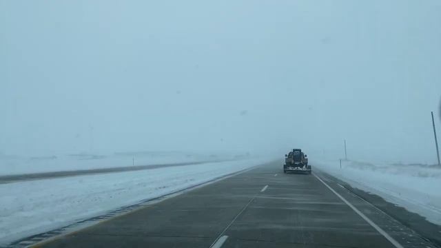 IOWA BLIZZARD LIVE - Native Storm Chaser on Iowa Roads 1/12/2024 смотреть онлайн